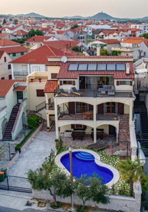 Nomad Luxury Villa
